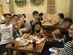 紫云烧烤加盟,学烧烤技术,开烧烤店多少钱疯狂烤翅加盟